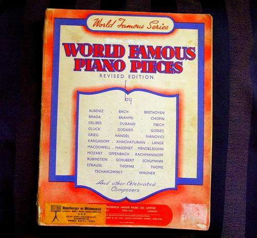 World Famous Piano Pieces - Revised Edition