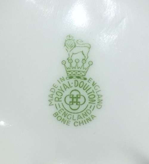 Royal Doultan Porcelain Flower Bouquet in Pot