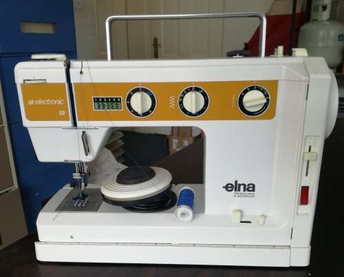 Elna Air Electronic SP Sewing machine