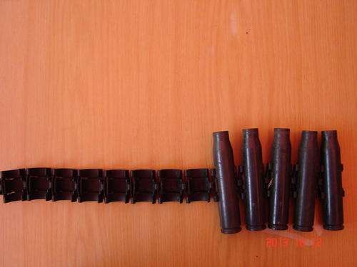 20 mm cannon casings with chain link belt