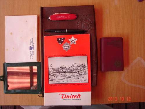 1979 Dankie Tannie Border duty tassie with contents as per photo