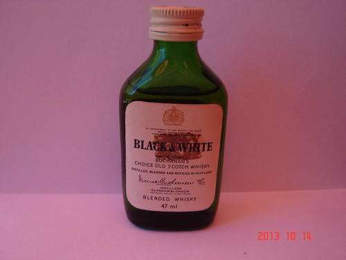 Black and White miniture Scotch whiskey