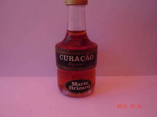 Miniture Curacao liqeuer