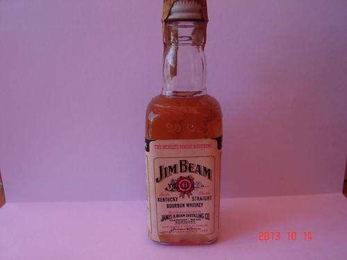 Miniture Jim Beam kentucky boubon whiskey