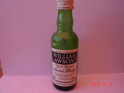 Miniture William Lawsons whiskey