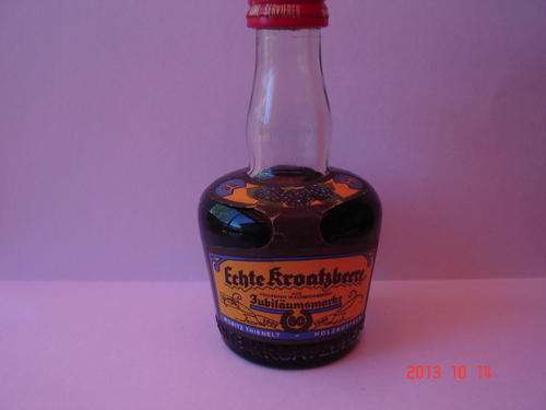 Miniture Echte kroatzbeere liqueur