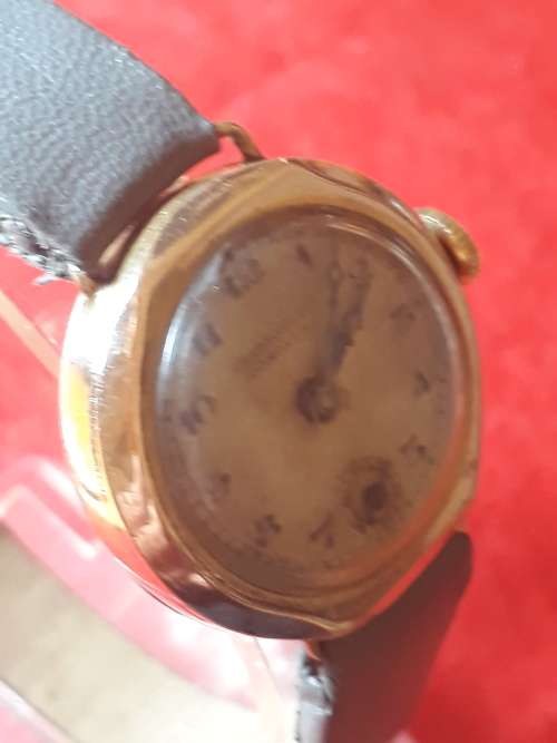 Congress Chromometre Trench watch
