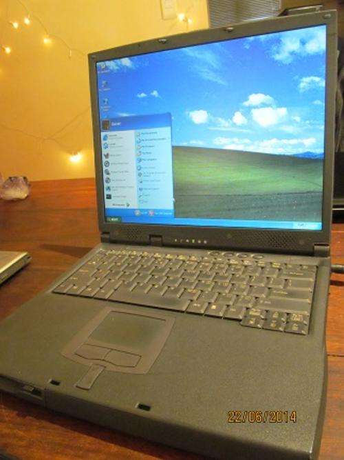 ACER TRAVELMATE 520- WORKING 100%