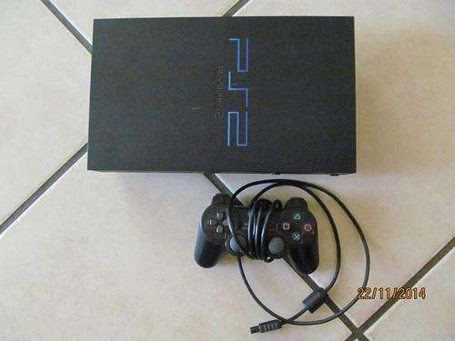 PS2 CONSOLE + SONY Remote- AS IS