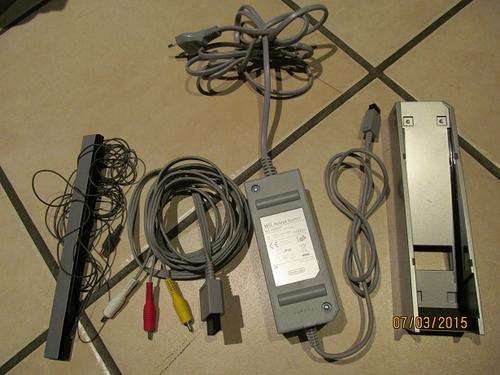 Wii CABLES: POWER CHARGER+AV CABLE+Sensor bar and Stand SUPER SPECIAL !