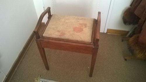HANDEL GARTH & Co PIANO STOOL -All Original