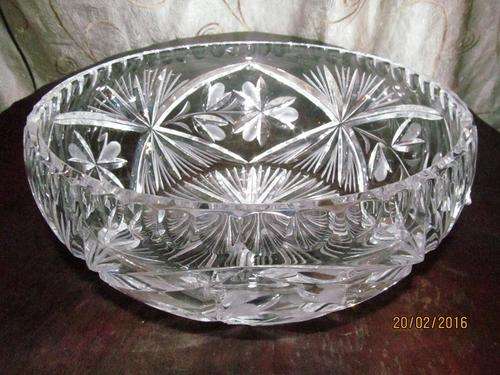 HUGE Lead CUT CRYSTAL BOWL!!  LOOKS STUNNING!!