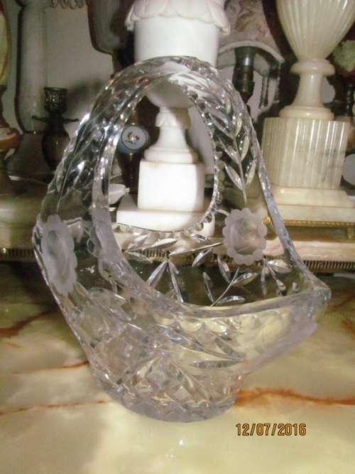 RARE ITEM !! Lead Crystal Rose Cut Basket - LARGE !! PERFECT condition