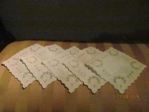 BATISTE FABRIC!! Set of 5 Batiste Fabric Placemats with Embroidered Floral Pattern - VINTAGE