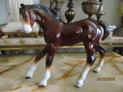 VERMONT !! French Fine Porcelain Horse Figurine - Vintage Collectable