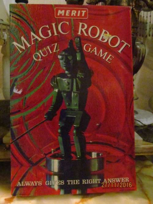 MAGIC ROBOT!! The Magic Robot Quiz Game by MERIT - Always Gives the right Answer - 1970's