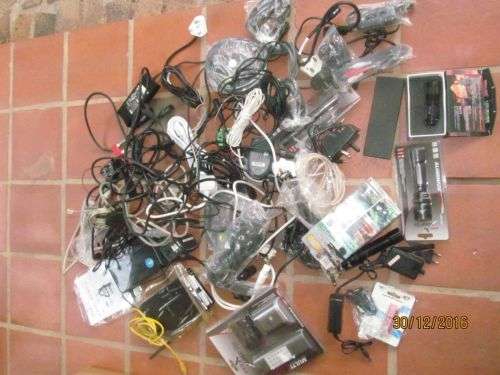 AC/DC !! Large Box of Various Cables (Pc and Power) + Card Reader etc - Approx 10kgs
