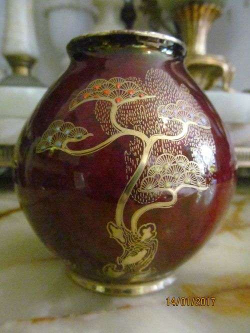 ART DECO ROUGE ROYALE !! Vintage Fine Porcelain Carlton Ware Vase - Numbered Collectable