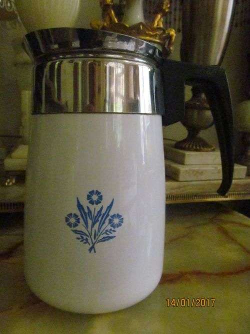 CORNINGWARE !! Vintage 6-Cup Enamelware Cornflower Coffee Percolator - 60's to 70's - RARE item
