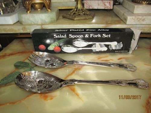 QUEENS PLEASURE !! Boxed Set of Silver Plated Ornate Salad Servers - Spoon+ Fork Queens Pattern
