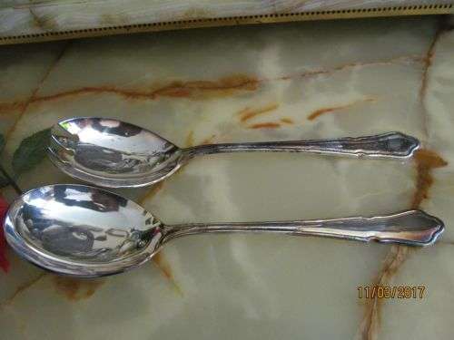 DUBARRY !! Boxed Set of Silver Plated Dubarry Pattern Salad Servers - Stuttafords
