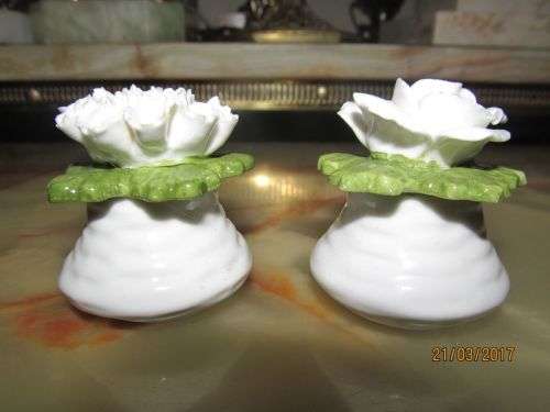 AYNSLEY CHARM !! Set of Vintage Aynsley Bone China Carnation and Rose Salt & Pepper Shakers