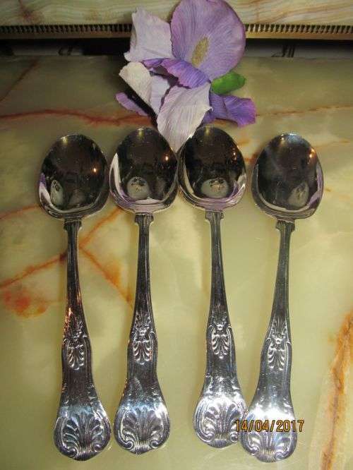 KINGS PATTERN !! Set of Four Collectable Vintag Silver Plated Dessert Spoons - Kings Pattern Handles