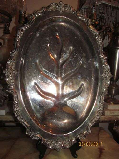 TREE OF LIFE #1 !! Vintage (1930's) Silver Plated Georgian Footed Platter with Tree Well
