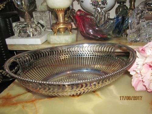 BASKET CASE !! Vintage Silver Plated Pierced Metal Fruit/Display Basket with Handles