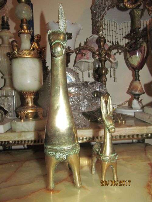 PERUVIAN TAXIS !! Pair of Vintage Brass Peruvian Llama/Long Neck Donkey Figurines