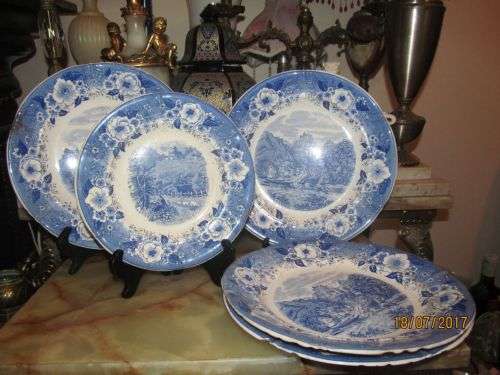 WAECHTERSBACH !! Set of Four Antique (19th C) German Porcelain Decorative Plates