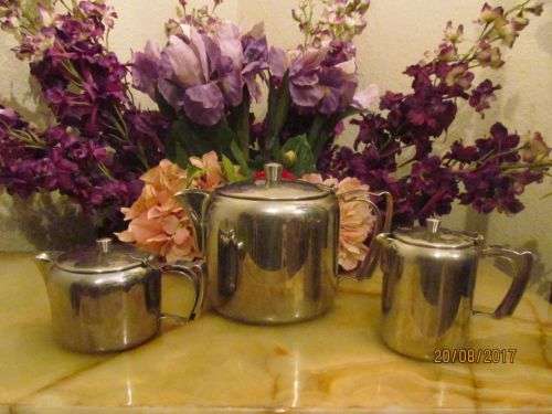 LESLIE WIGGIN !! Vintage 1948 Cumberland Stainless 3-Piece Tea Set