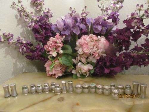 THE SWARM !! Lot of Vintage Silver Plated Salt & Pepper Shakers - 21 Items