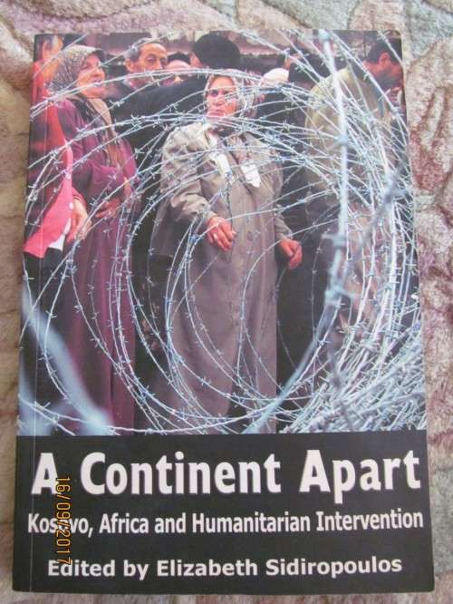 SOFTCOVER BOOK !! A Continent Apart edited by Elizabeth Sidiropoulos
