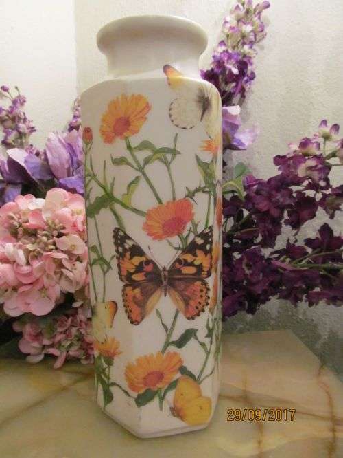 GENTLE FLUTTERING !! Large Vintage Ceramic Faiarte Hexagon Vase - Butterflies of SA