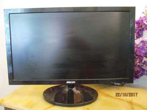 MECER 23 !! LED Mecer 23" Monitor 1920 X 1080 Resolution