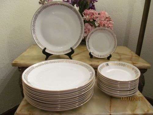 PETALS OF GOLD !! Vintage Fine Porcelain Constantia Part Dinner Set - 24 Items