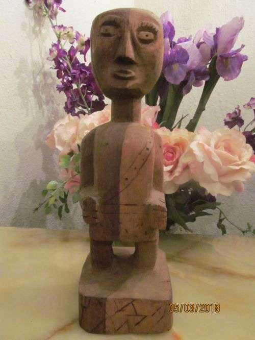 ALTAR ART !! Vintage Carved Wood Statue - Possibly Indonesian Altar Protector Nias