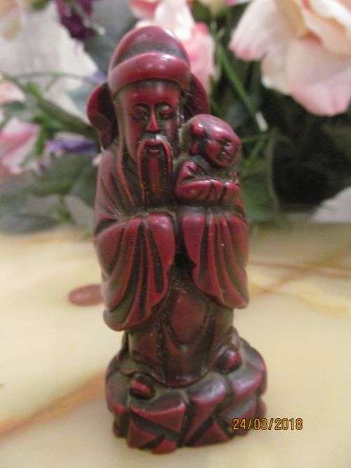 MINI FU SHEN !! Vintage Solid Red Resin Chinese Figurine of Fuk (Fu Shen) Wise Man / Happiness