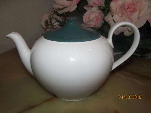 TCM GERMANY !! Vintage TCM Quality Porcelain German Teapot - Tchibo Certified Merchandise