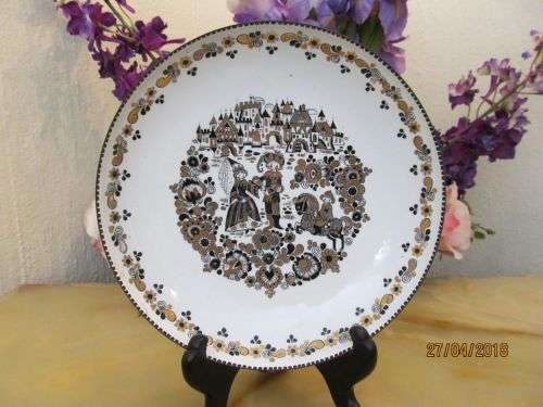 STEINBOCK !! Vintage 1960's Austrian Steinbock Hand Made Enamel Covered Brass Dish with Gold Accents