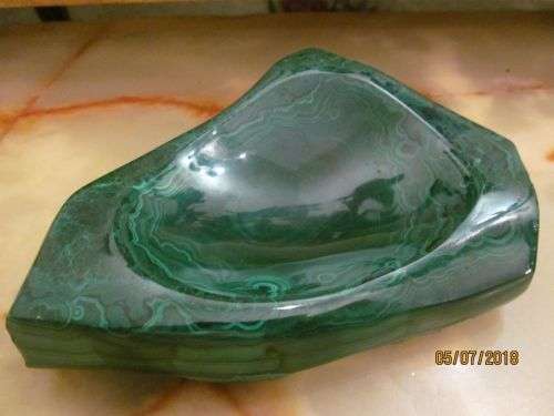 MALACHI-ITE !! Vintage Highly Polished Green Malachite Ornamental Trinket Dish
