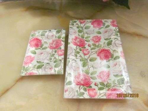 ROSE EMBRACE !! Set of Two Rose Pattern Art Glass Rests for Tea bags and Spoons