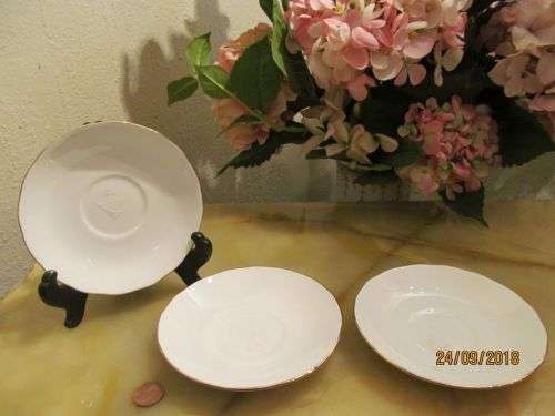 ALBANY WHITE !! Vintage 1950-1966 Lot/Set of 3 Identical Queen Anne Bone China Saucers