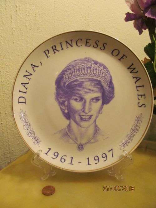 NICO VERBOOM !! Vintage Fine Porcelain Commemorative Wall / Cabinet Plate - Heritage Collection