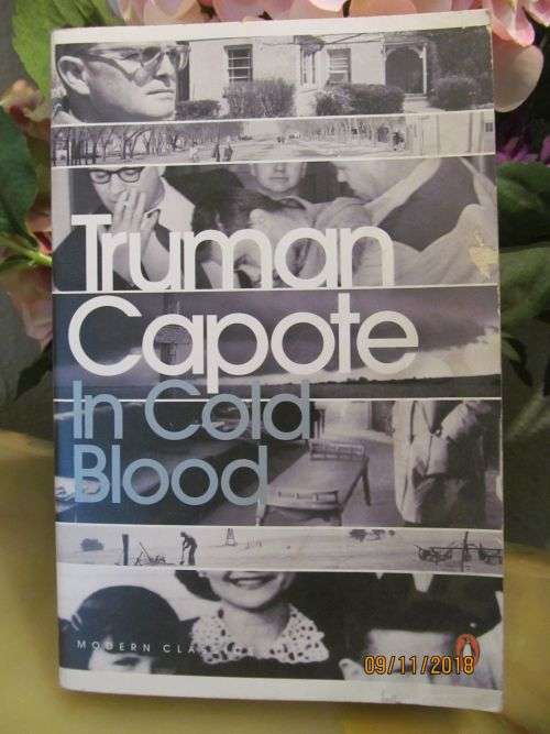 SOFTCOVER BOOK !! In Cold Blood - Truman Capote  2000