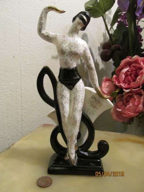 ROYAL VERMONT !! Vintage Fine Porcelain Royal Vermont Hand Painted Harlequin - Hedi Schoop Design