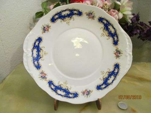 QUEEN ANNE !! Vintage 1959-1964 Queen Anne Bone China Cake Plate - Pattern 8363