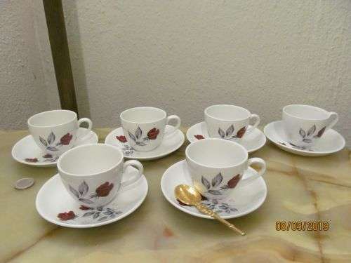 RIDGWAY !! Vintage 1960's Lot of 6 Fine Porcelain Ridgway White Mist Coffee Duos