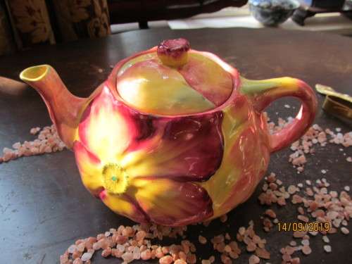 ROYAL VENTON !! Vintage 1931 Floretta Ware Designer Teapot Handpainted by Van Phillips (signed)